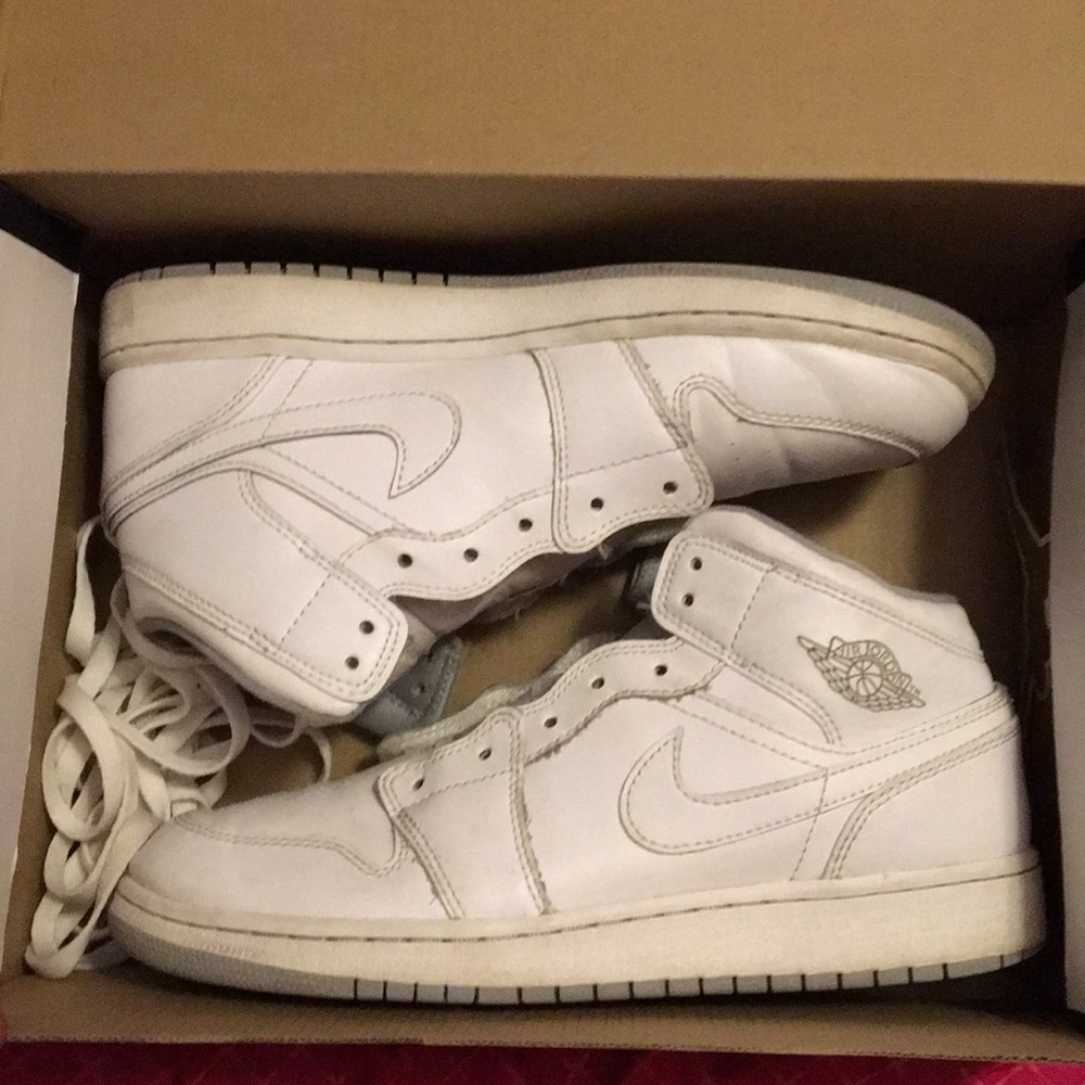 Jordan retro ones